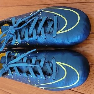 Nike Jr. Mercurial Cleats